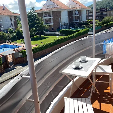 Precioso Apartamento En Playa Berria Con Piscina. * Santona